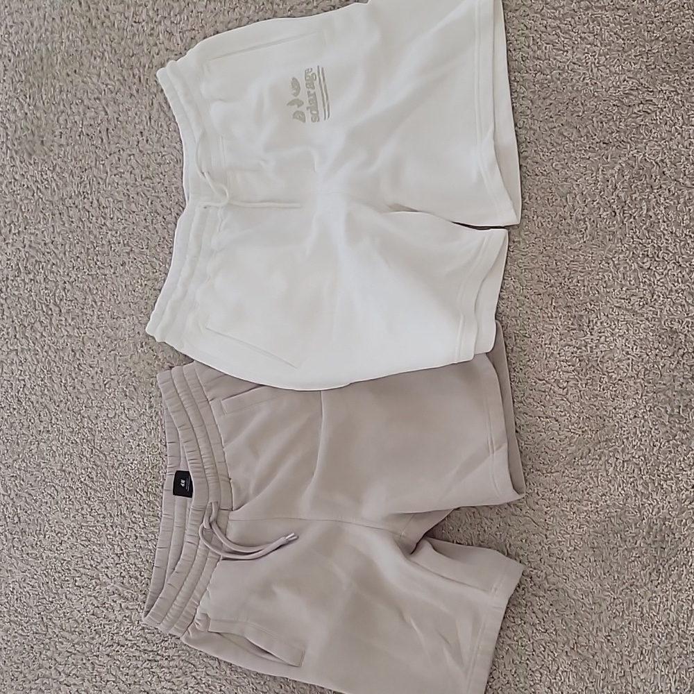 2 H & M shorts